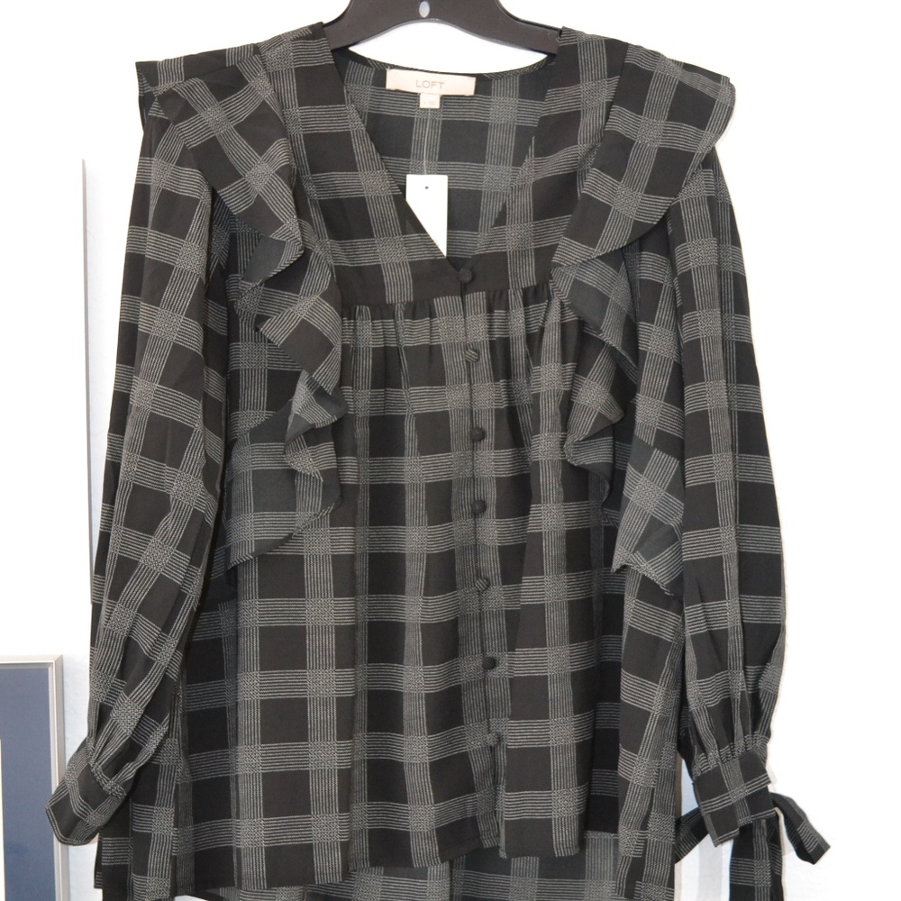 LOFT blouse